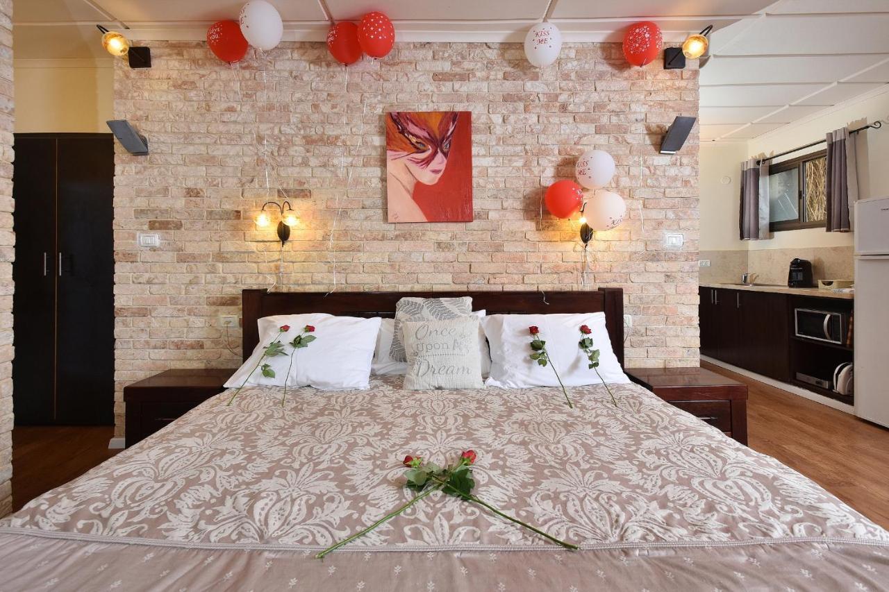 Shmulik'S Resort Couples Or Families Only Had Nes Esterno foto